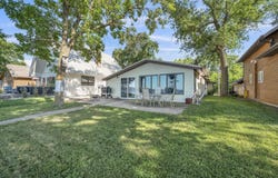 24700 140th Street, Orleans, IA 51360