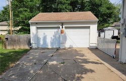 718 SW Williams Street, Lee's Summit, MO 64081