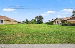 316 SE 21st Avenue, Cape Coral, FL 33990