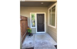 990 SAGE ST, Silverton, OR 97381