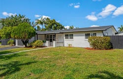 11041 NW 21st St, Pembroke Pines, FL 33026