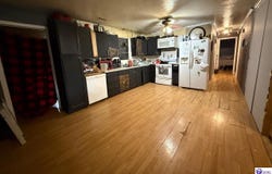 124 S Village Green, Campbellsville, KY 42718