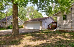 910 W Boston Avenue, Indianola, IA 50125