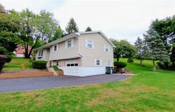 6301 Meadowview Road, Heidelberg Twp, PA 18053