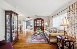 132 Yoakum Avenue, Farmingdale, NY 11735