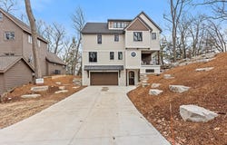 16976 LAKE AVENUE, WEST OLIVE, MI 49460