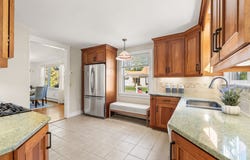 6 Farley Ave, Ipswich, MA 01938