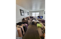 6 FLORENCE TOLLGATE, FLORENCE, NJ 08518