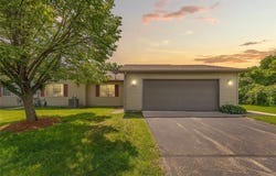1308 25th Avenue NW, Faribault, MN 55021