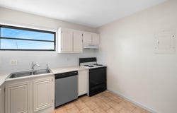 4800 Bayview Drive, Fort Lauderdale, FL 33308