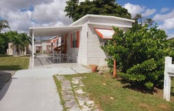 4102 70th Court, West Palm Beach, FL 33404