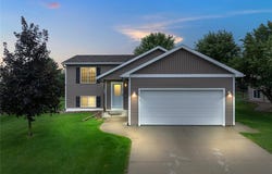 602 8th Street NE, Kasson, MN 55944