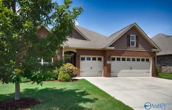 2952 Magnolia Park Drive SE, Owens Cross Roads, AL 35763