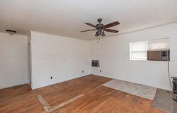 313 E 8th St, Lefors, TX 79054
