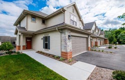 165 Aerie Cir, Brookfield, WI 53045