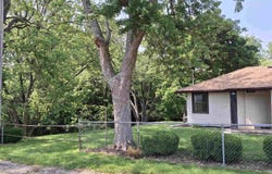 300 E 4TH Street, St David, IL 61563