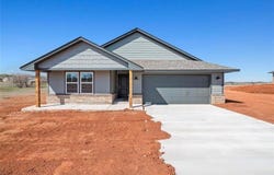 4677 Lincoln Landing, Harrah, OK 73045