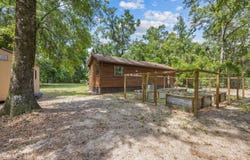 215 SW BURGUNDY LN, Fort White, FL 32038