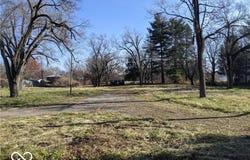3614 S Scatterfield Road, Anderson, IN 46013