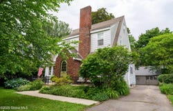 159 E State St Extension, Johnstown, NY 12078
