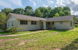 1 Jawanda Lane, Searcy, AR 72143