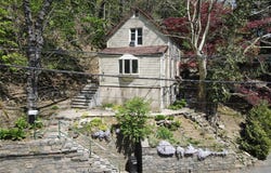 18 Columbus Avenue, Valhalla, NY 10595