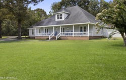 200 Rault Drive, Lumberton, MS 39455