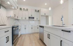 3827 NW 93rd Street, Kansas City, MO 64154
