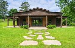 45 Farmstead Lane, Chattahoochee Hills, GA 30268