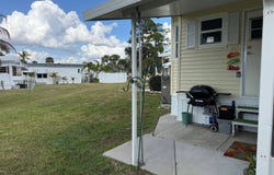 42 CROWNPOINT, NOKOMIS, FL 34275