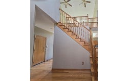 2305 SE Horseshoe Drive, Oak Grove, MO 64075
