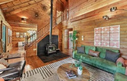 52 Lenox Rd, West Stockbridge, MA 01266
