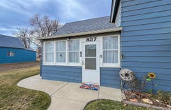 837 5th St, Berthoud, CO 80513