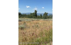 1121 Rainbow Loop, Driggs, ID 83422