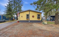 92 E WALROSE Loop, Hayden, ID 83835