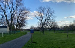 3265 Kirchoff Road, Rolling Meadows, IL 60008