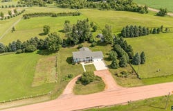 924 Dows St, Garretson, SD 57030