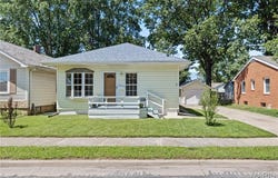 120 E 4th Street, Roxana, IL 62084