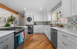 1906 Plant Avenue, Redondo Beach, CA 90278