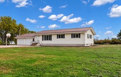 27396 County Road 45, Comfrey, MN 56019