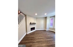 31 E COMMERCE ST, SMYRNA, DE 19977