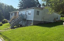 1153 Fort Henry Avenue, Wheeling, WV 26003