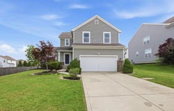 565 Rolling Acre Drive, Lithopolis, OH 43136