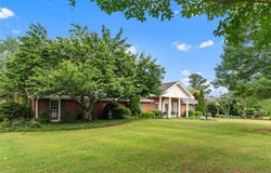 155 BENT GRASS Drive, Roswell, GA 30076
