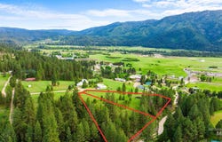 27 Woodland Dr., Garden Valley, ID 83622