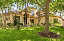 13905 Dearborn Street, Overland Park, KS 66223