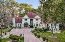 1 LAKE POTOMAC CT, POTOMAC, MD 20854
