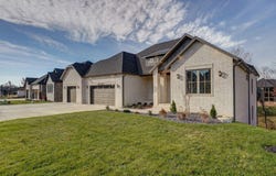 6041 S Dollison Avenue, Springfield, MO 65810