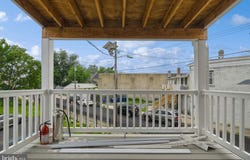 250 WARREN STREET, BEVERLY, NJ 08010