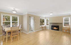 3821 W Broadway Avenue, Robbinsdale, MN 55422